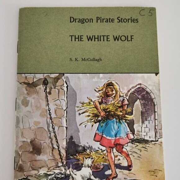 The White Wolf by Sheila K McCullagh Student Reader Book 1970s Dragons Pirates - Picture 2 of 7